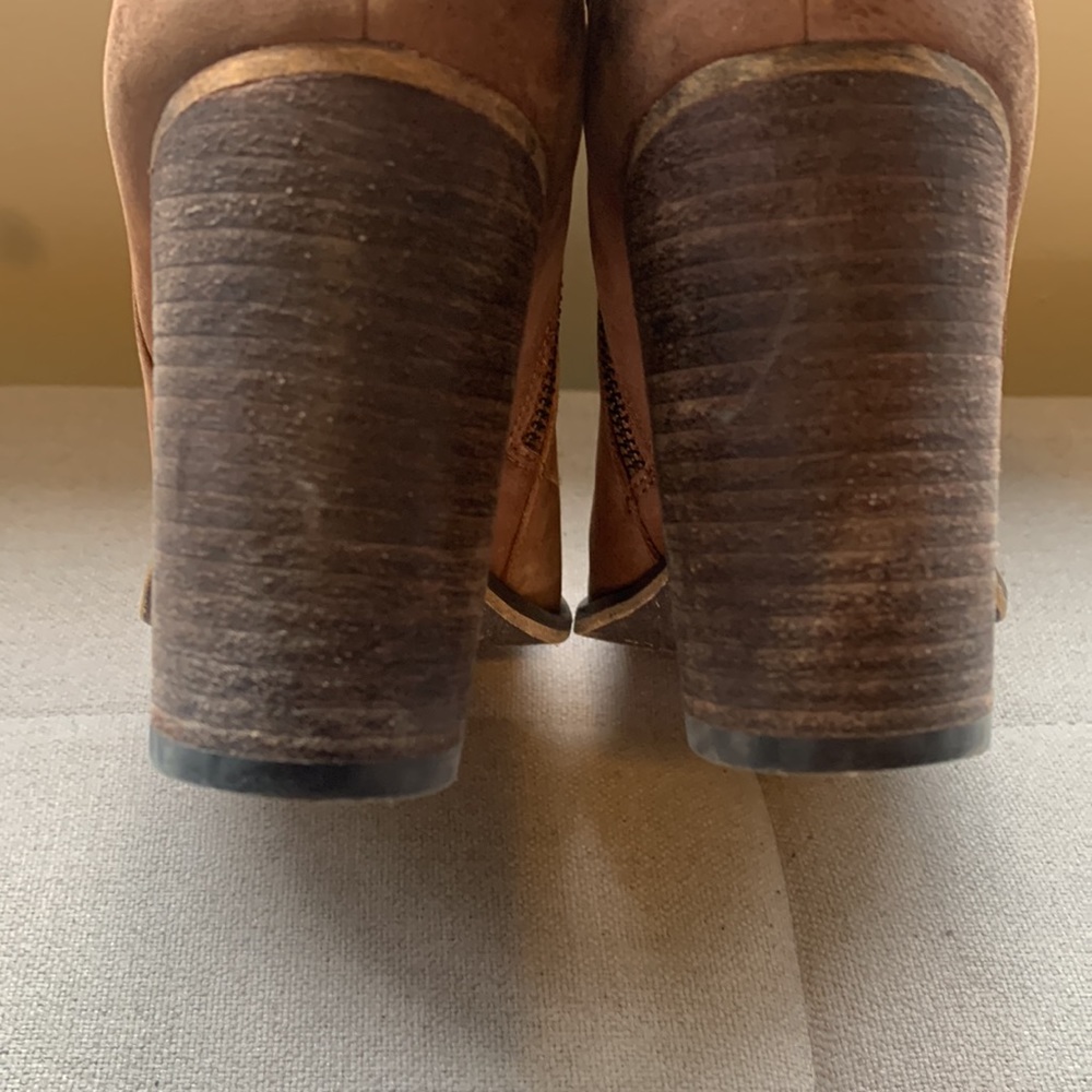 B.P. Women's Brown Block Heel Leather Bootie Size 9.5 - Picture 11 of 15